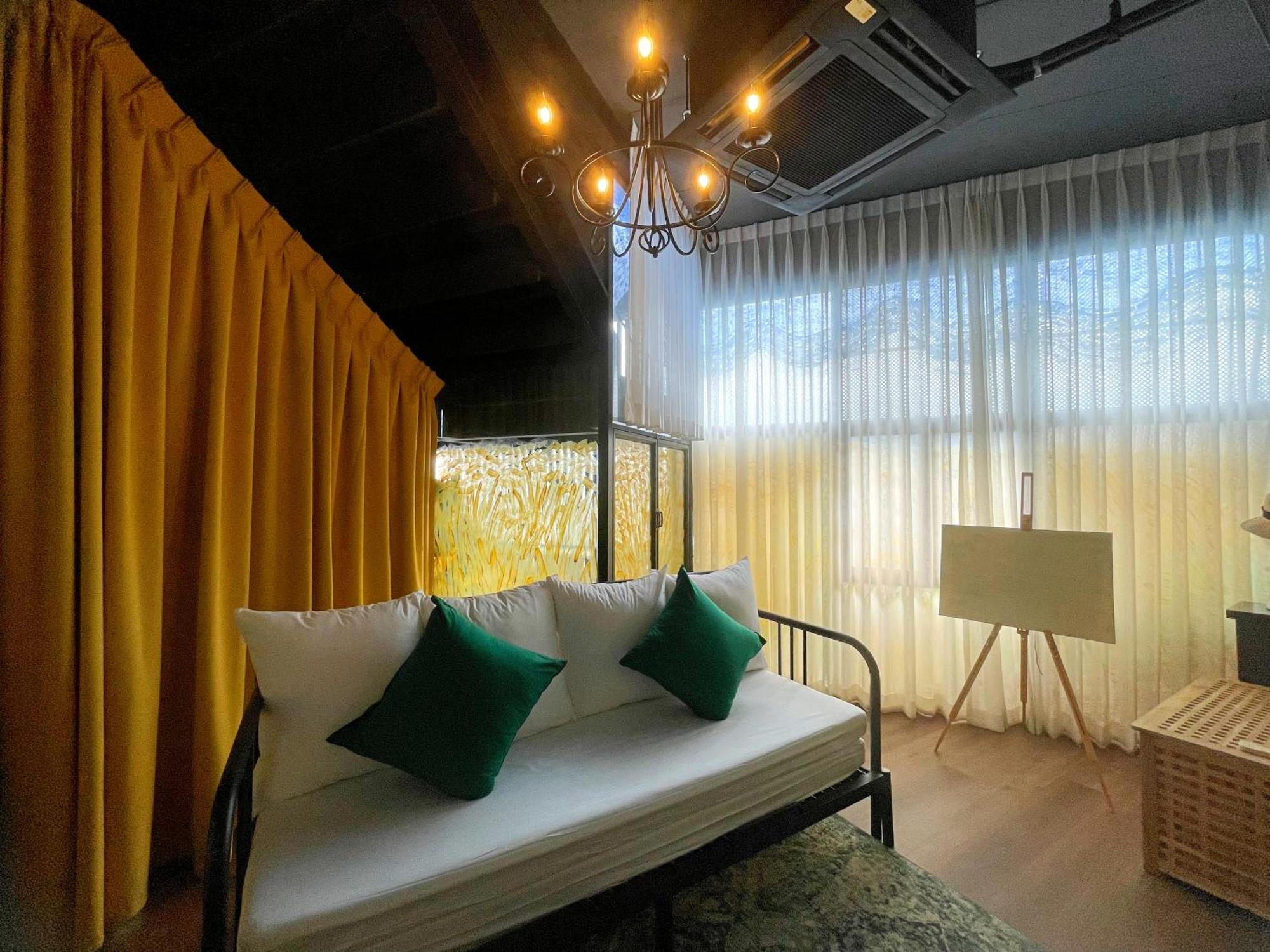 ホテル Nights In A Box Ban Muang  部屋 写真